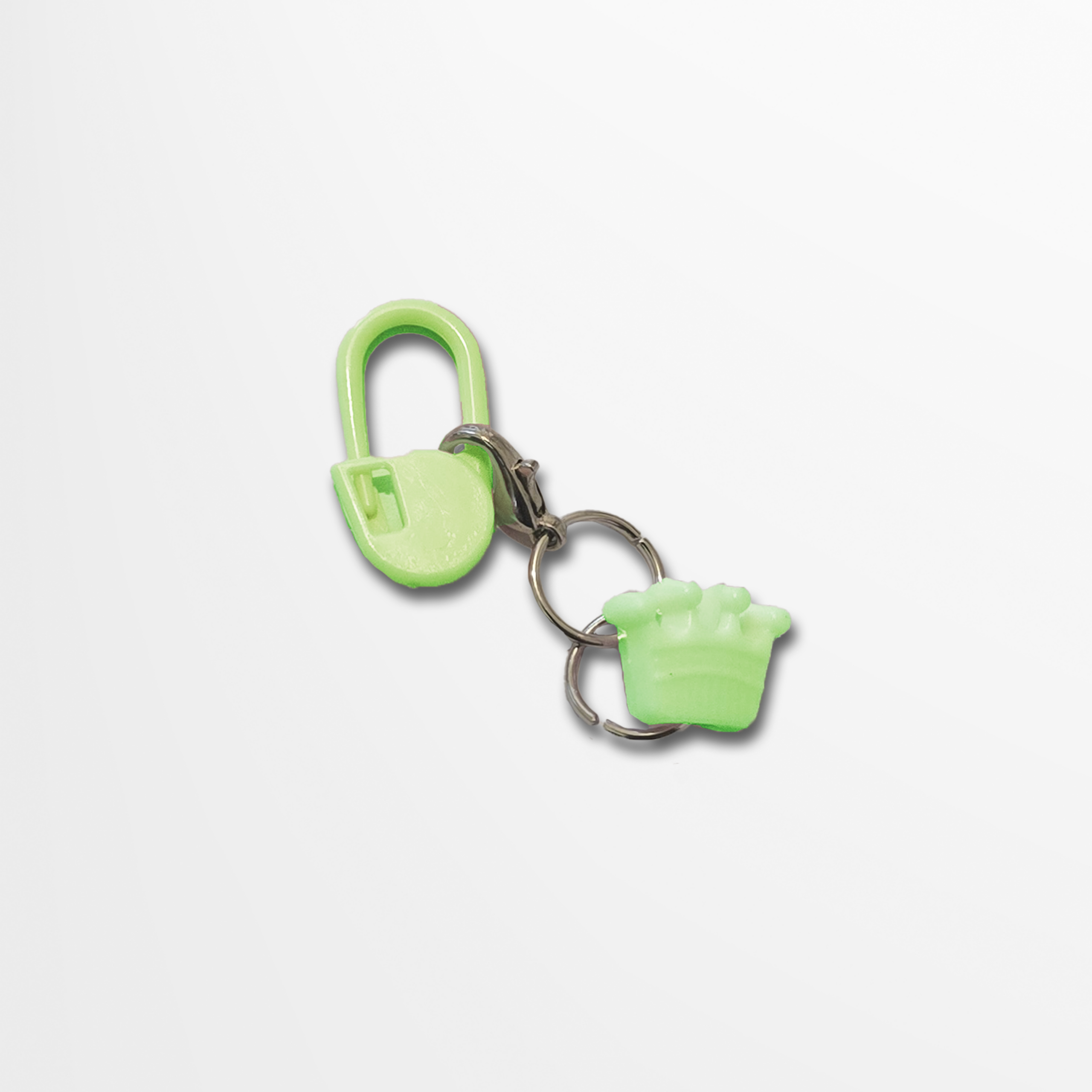 Lucky Charm Stitch Marker - Image 3