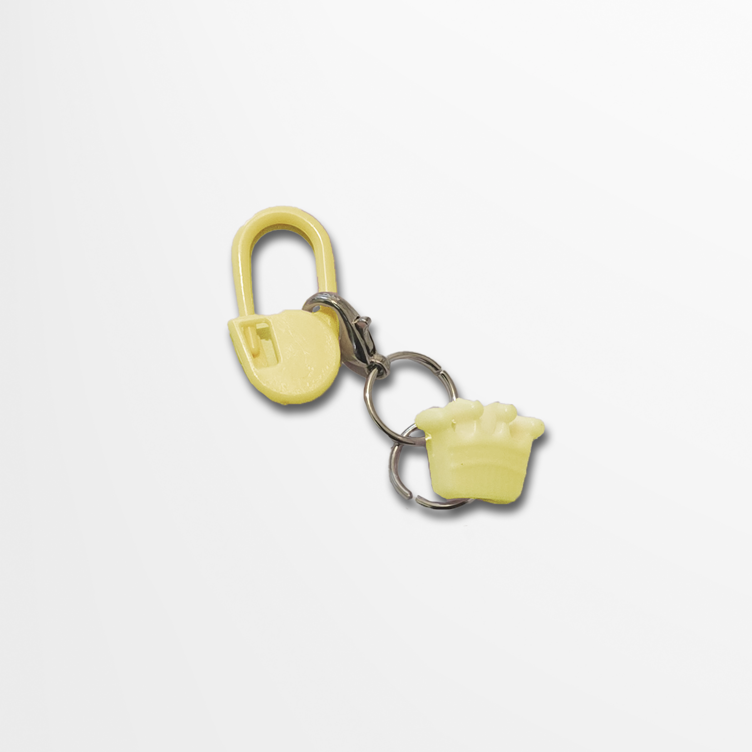 Lucky Charm Stitch Marker - Image 6